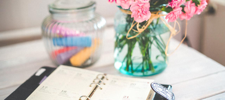 25 Menopause Symptoms and The Perimenopause Symptom Checker