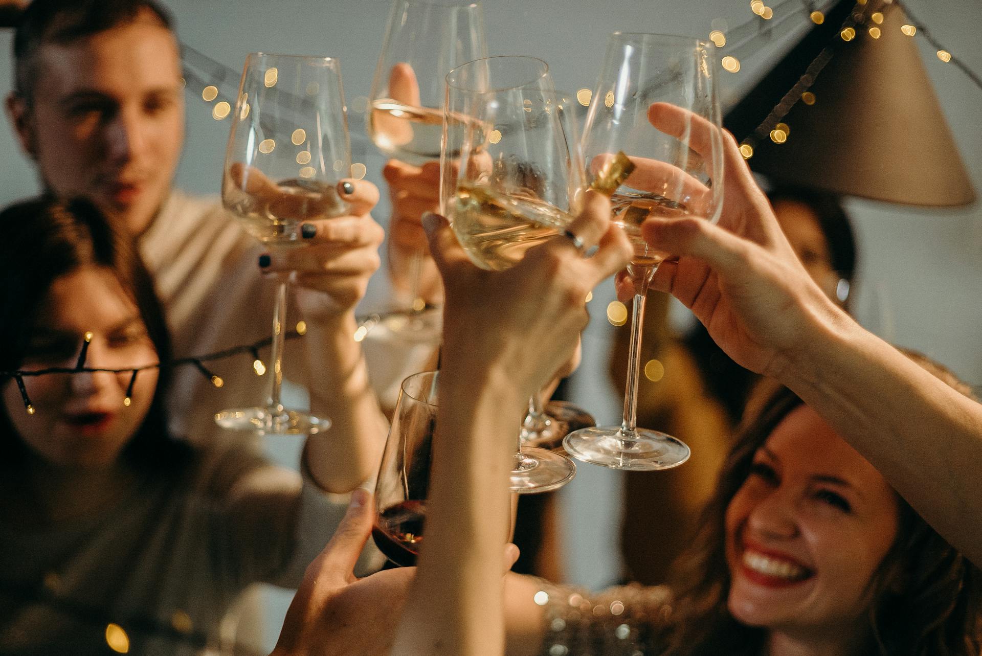 Your Guide To Christmas Party Survival: Supplements & Pro Tips